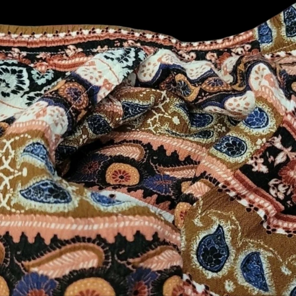 American Eagle Outfitters Patterned Women's Shorts